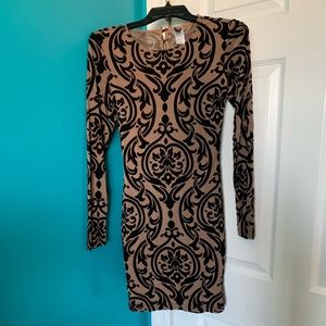 Windsor Store Velvet Dress